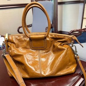 HOBO Shelia Medium Satchel